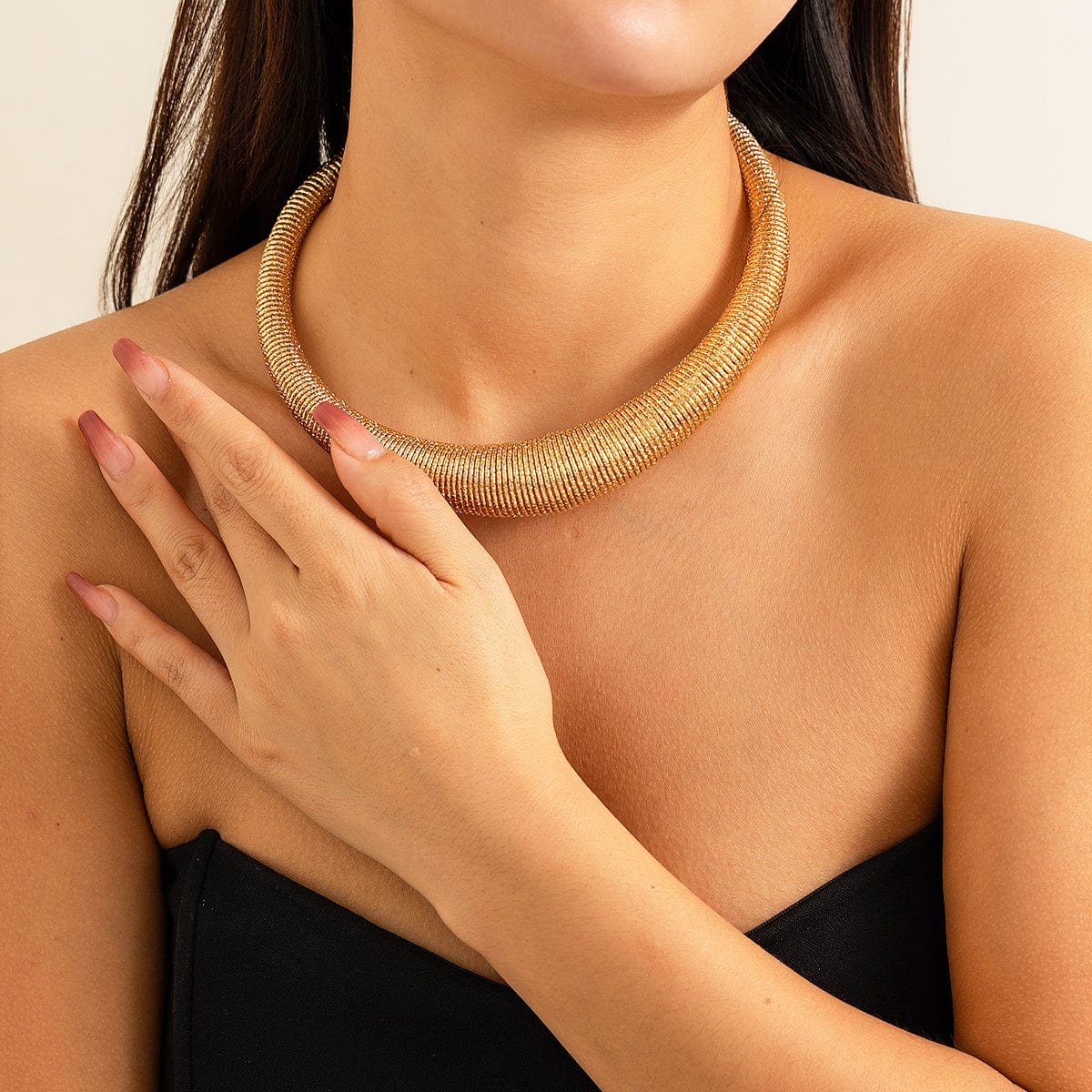 Thick Choker Necklace Thick Cable Chain Choker – Hannah Naomi Jewelry