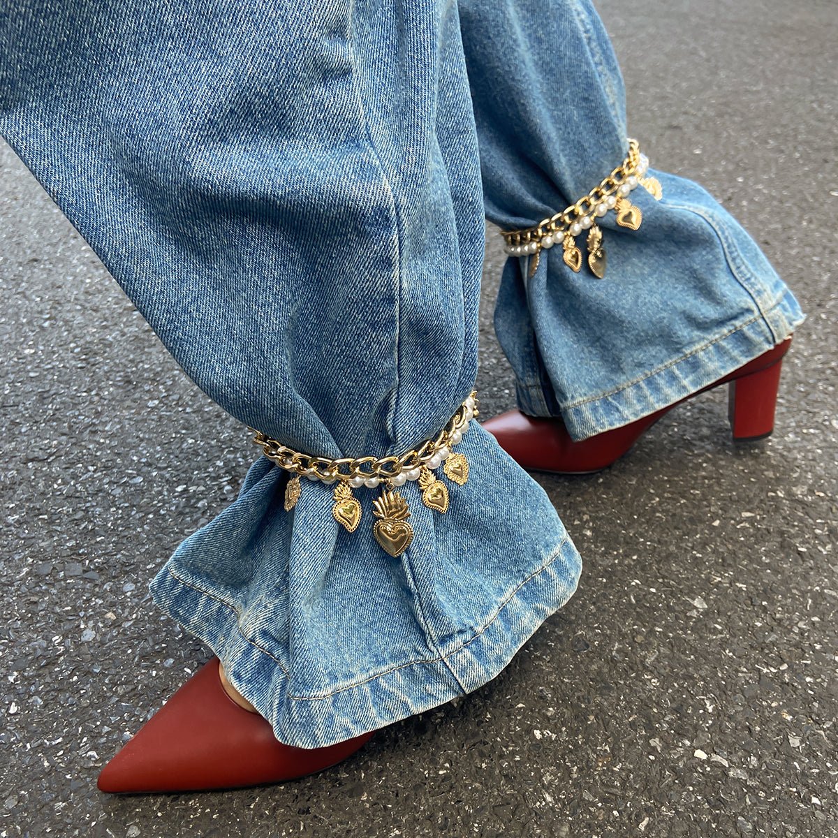 Stylish 2pcs Flame Heart Charm Pearl Chain Anklet Set - ArtGalleryZen