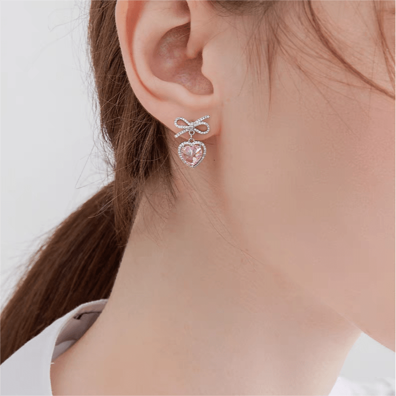 Heart Shape Earrings Light Rose Swarovski Crystal Small Dainty - Etsy | Swarovski  heart earrings, Swarovski heart, Heart shaped earrings