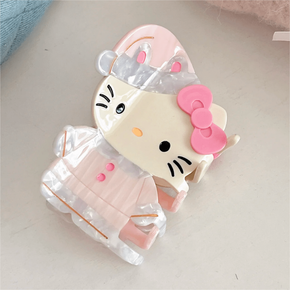 Sweet Hello Kitty Sleepwear Acetate Acrylic Hair Claw Hair Clip - ArtGalleryZen