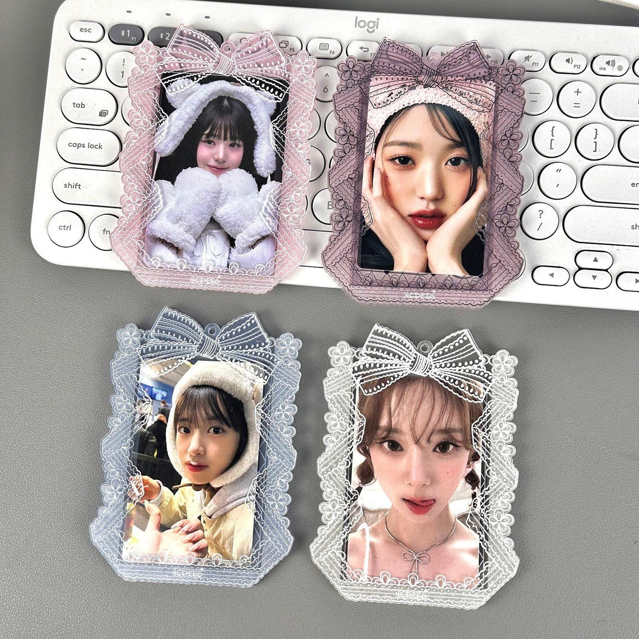 Sweet Lace Bowknot Kpop Acrylic Photocard Holder - ArtGalleryZen