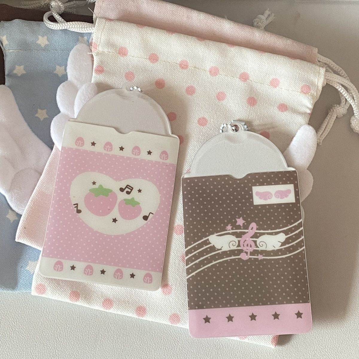 Sweet Note Angel Wing Strawberry Kpop Keychain Photocard Holder - ArtGalleryZen
