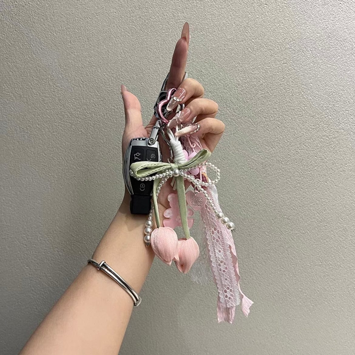 Sweet Tulip Bowknot Pearl Lace Charm Heart Keychain - ArtGalleryZen