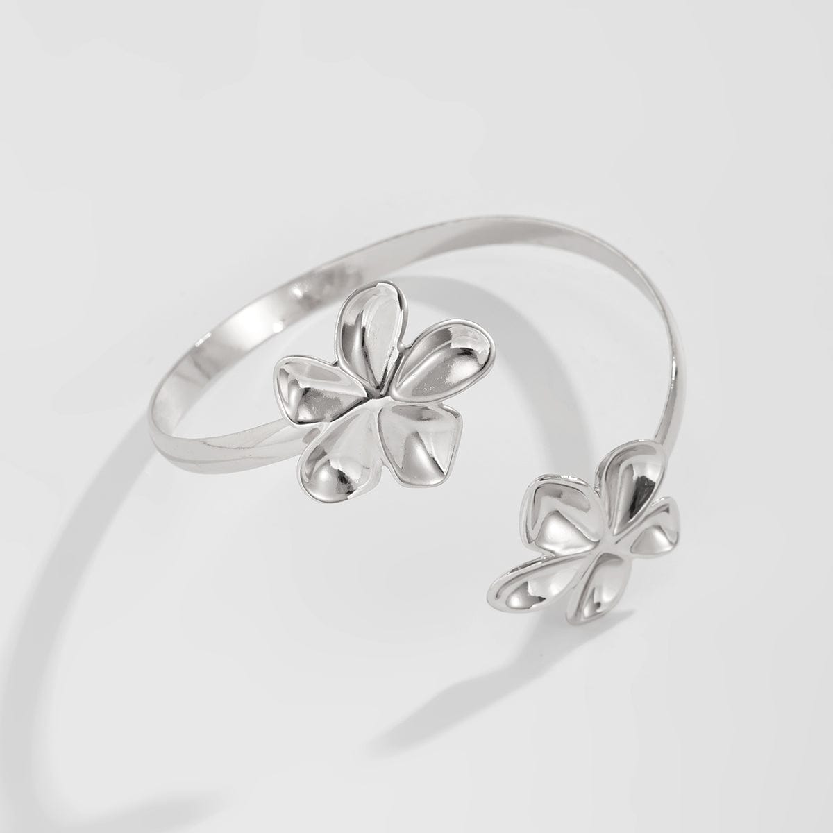Trendy Glossy Flower Arm Cuff - ArtGalleryZen