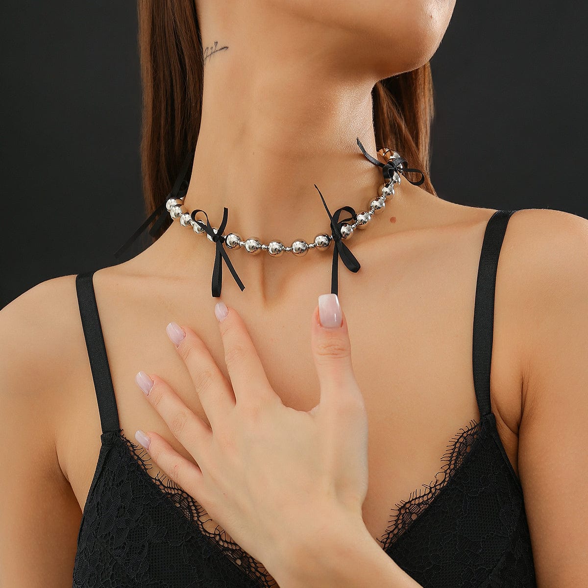 Trendy Silver Tone Bowknot Ribbon Choker Necklace - ArtGalleryZen