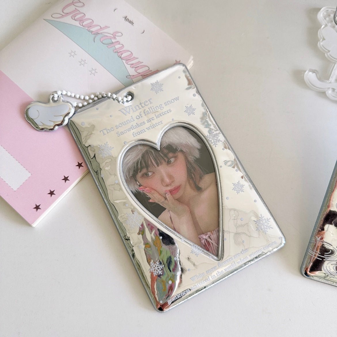 Winter Rain Heart Silver Tone Mirror Kpop Keychain Photocard Holder - ArtGalleryZen