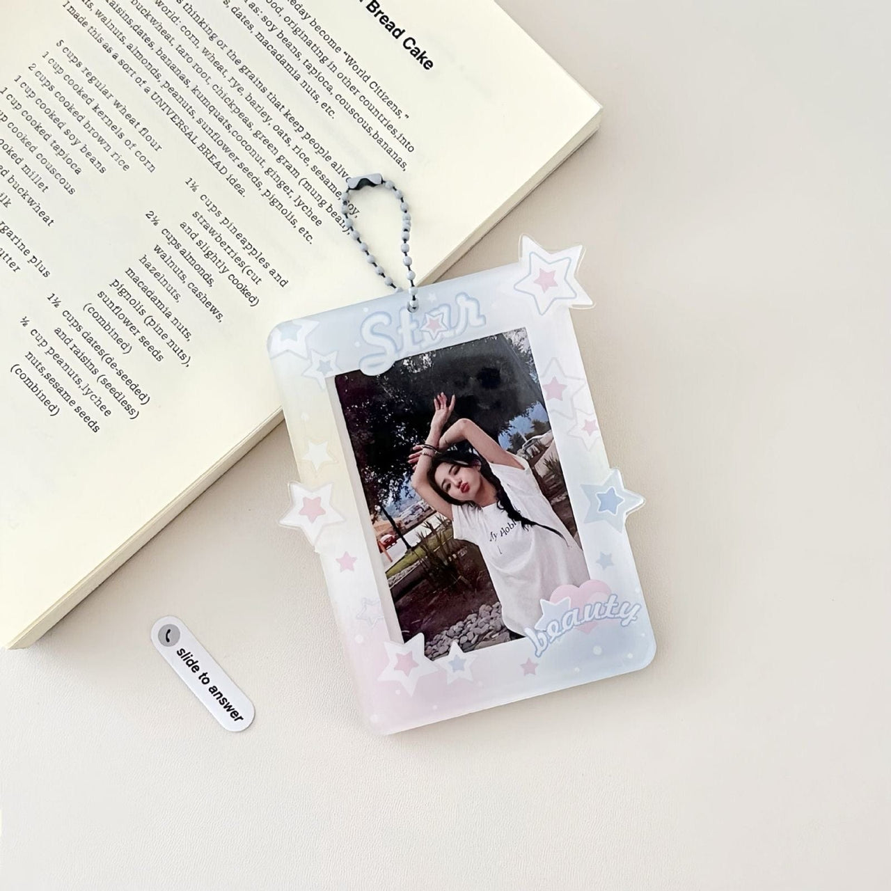 Y2K Star Kpop Keychain Acrylic Photocard Holder - ArtGalleryZen