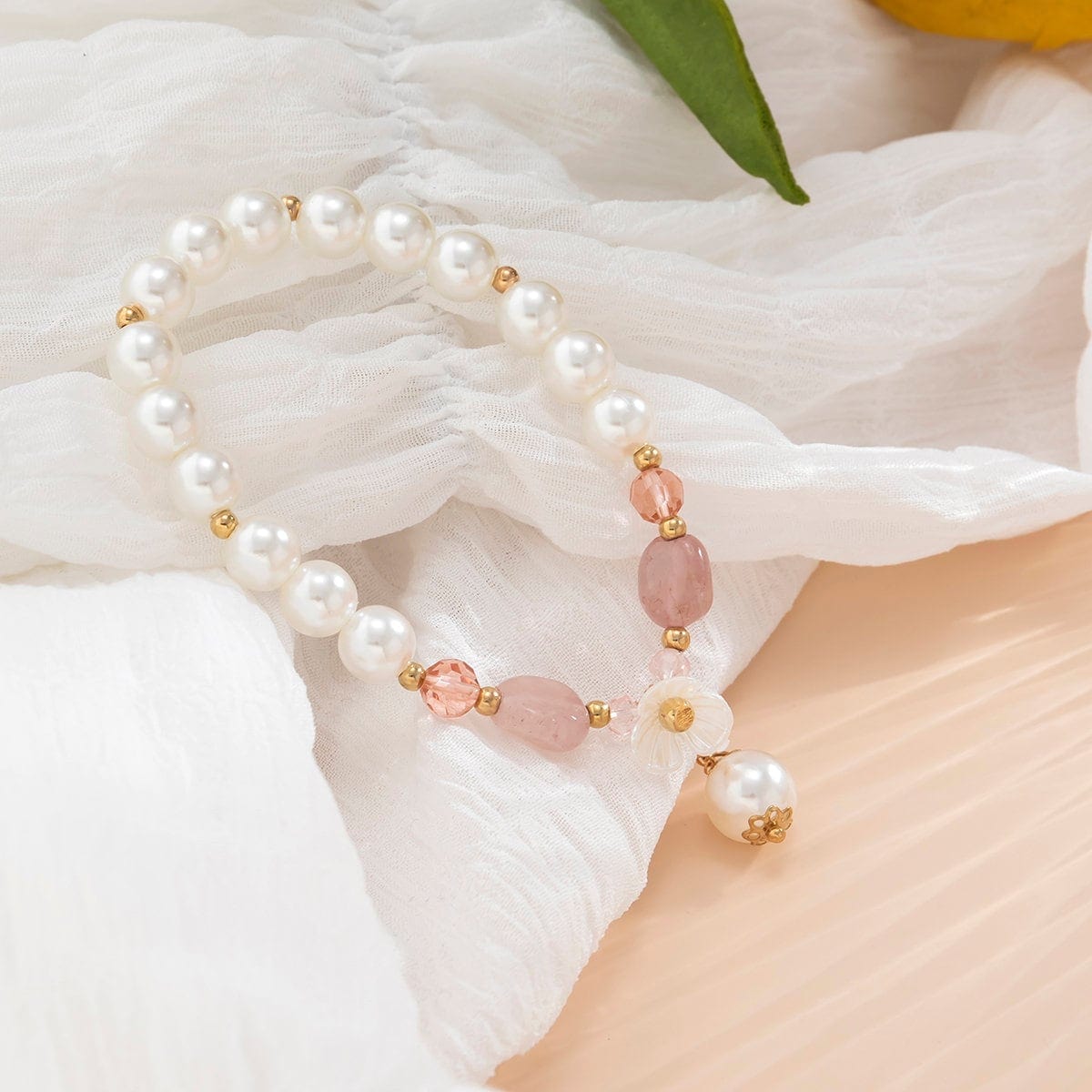 Boho Floral Charm Natural Crystal Pearl Chain Bracelet - ArtGalleryZen