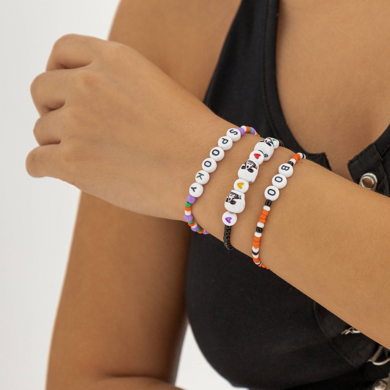 Personalised Silk Letter Initial Charm Bracelet – KerrieBerrie Beads &  Jewellery