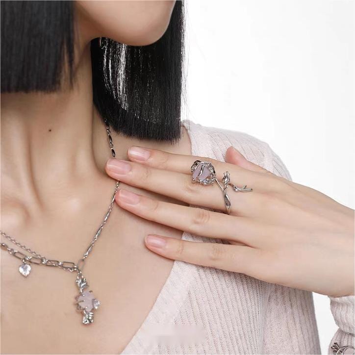 Chic Adjustable Purple Raw Crystal Rose Ring - ArtGalleryZen