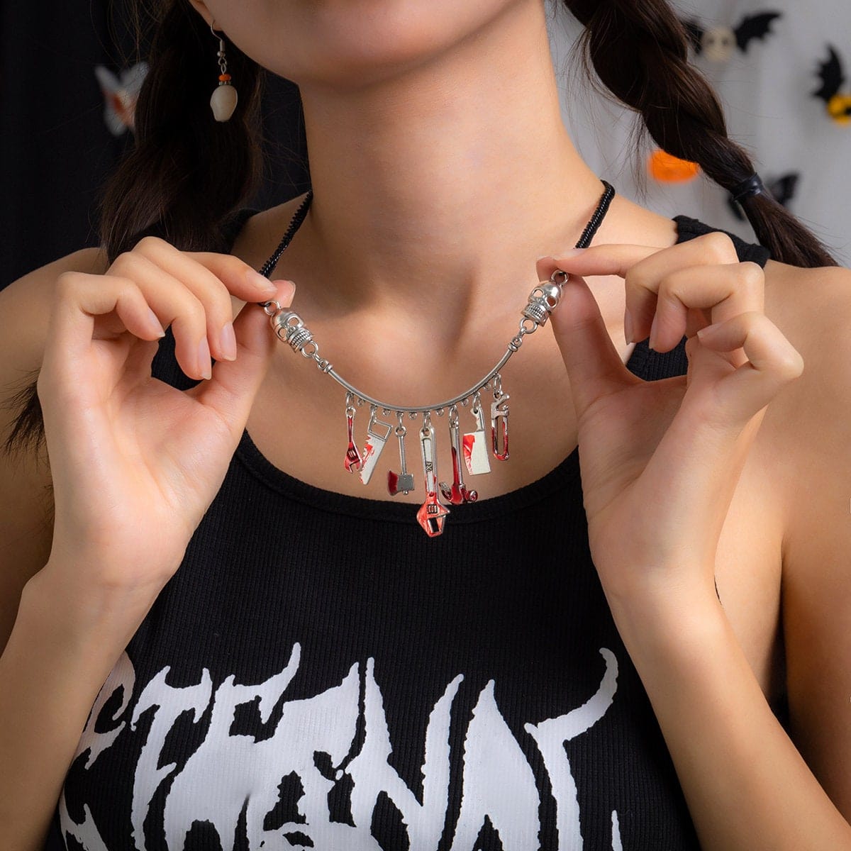 Chic Bloody Tool Skull Charm Curb Chain Choker Necklace - ArtGalleryZen