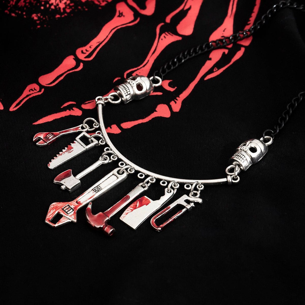 Chic Bloody Tool Skull Charm Curb Chain Choker Necklace - ArtGalleryZen