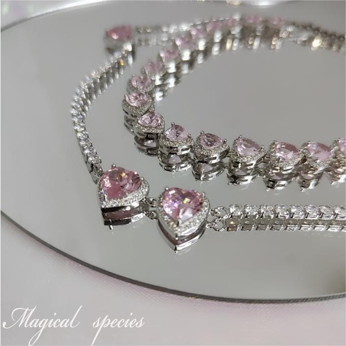 Chic CZ Inlaid Pink Diamond Heart Necklace - ArtGalleryZen