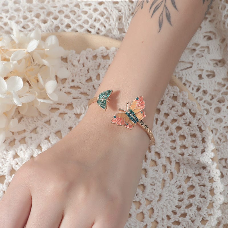Chic Enamel Butterfly Necklace Bracelet Ring Set - ArtGalleryZen
