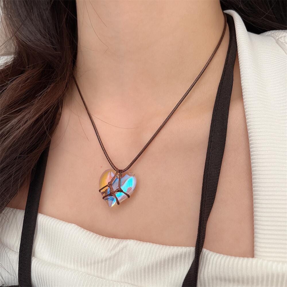 Chic Natural Crystal Heart Pendant Choker Necklace - ArtGalleryZen