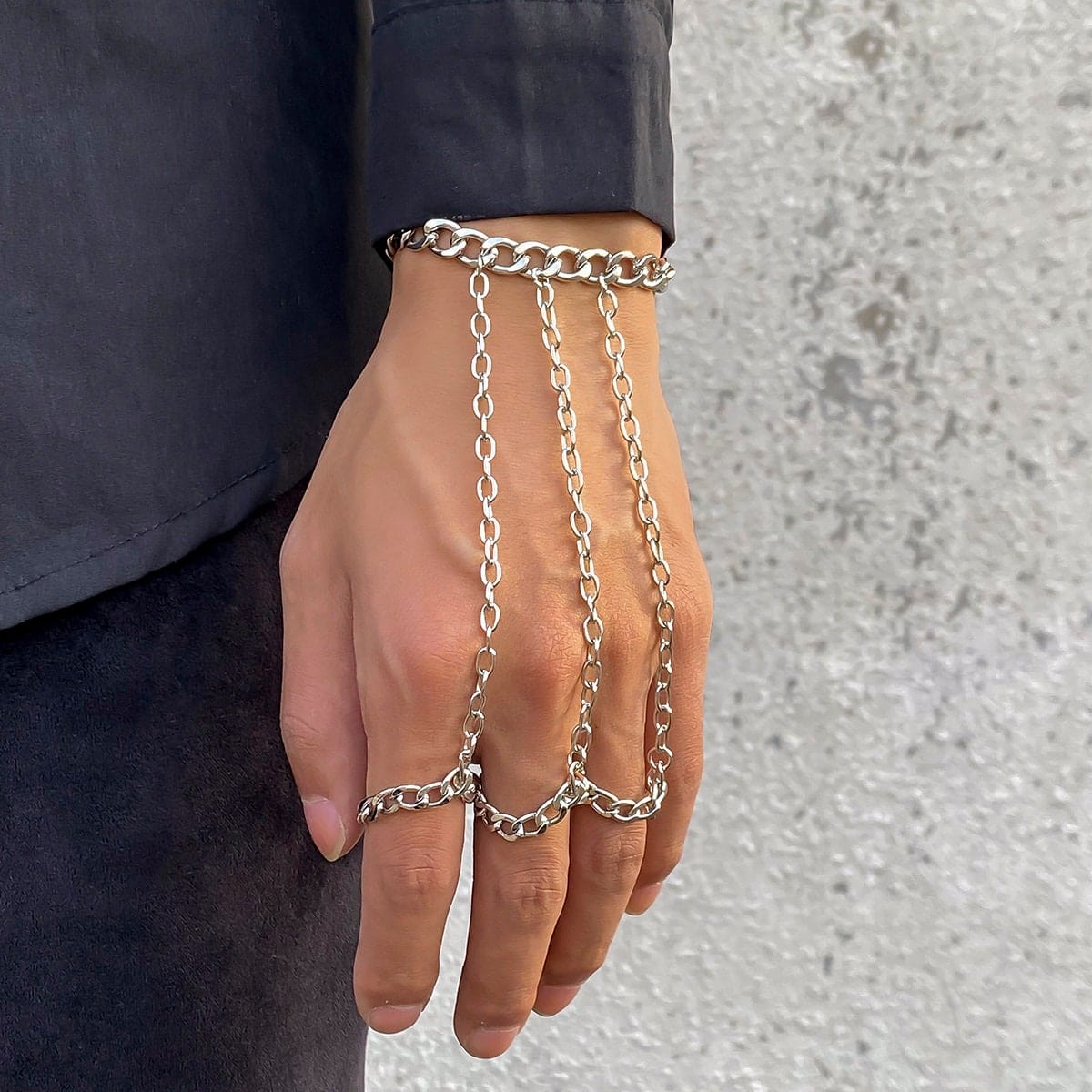 Chic Silver Tone Finger Ring Chain Bracelet - ArtGalleryZen