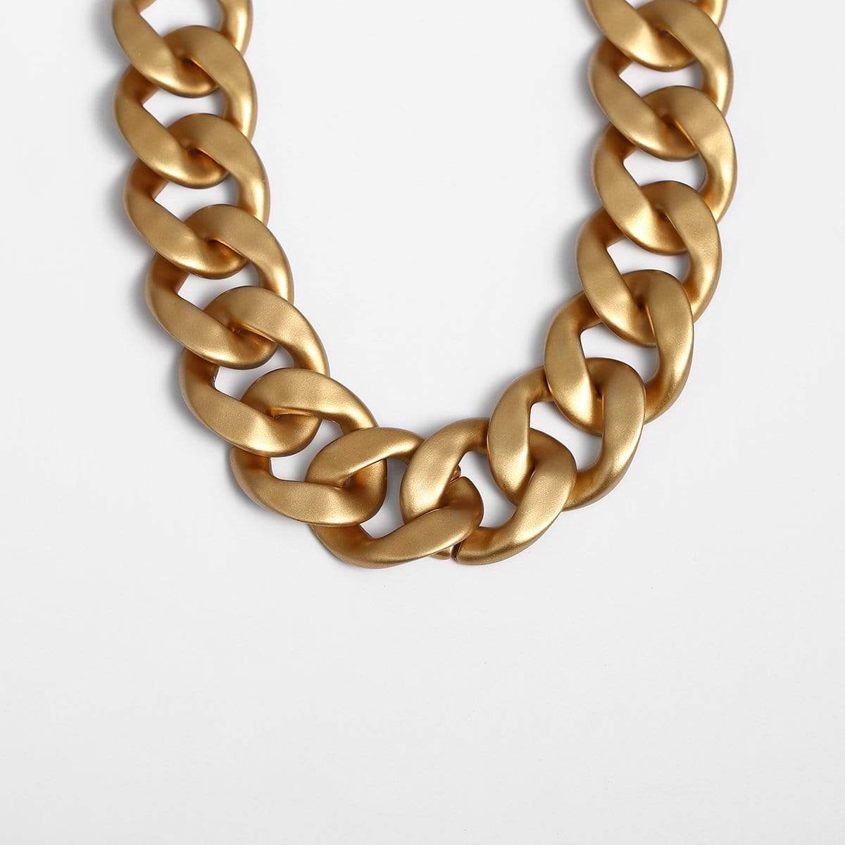 Chunky Curb Link Chain Choker Necklace - Chic Gold Tone Twisted Chain Necklace - ArtGalleryZen
