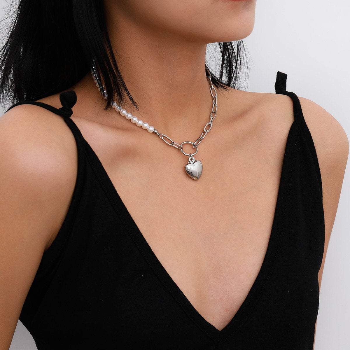 Dainty Gold Silver Tone Heart With Halo Pendant Beaded Pearl Chain Choker Necklace - ArtGalleryZen