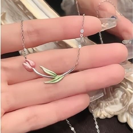 Dainty Handmade Enamel Pink Tulip Chain Necklace - ArtGalleryZen