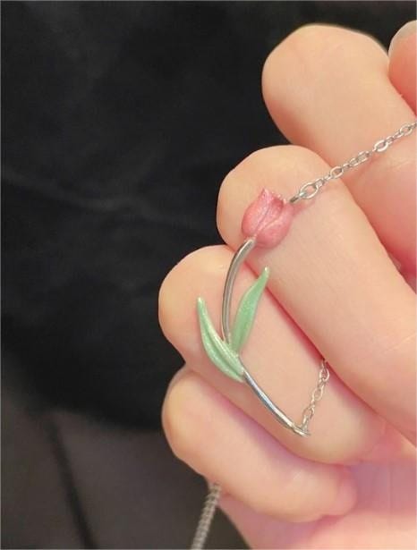 Dainty Handmade Enamel Pink Tulip Chain Necklace - ArtGalleryZen