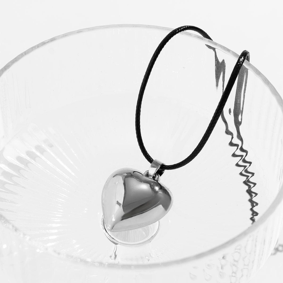 Dainty Heart Pendant Wax Cord String Choker Necklace - ArtGalleryZen