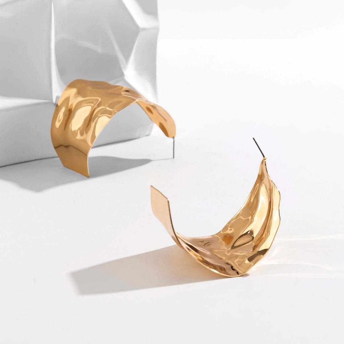 Geometric Gold Silver Plated Abstract Leaf Pattern Dangle Earrings - ArtGalleryZen