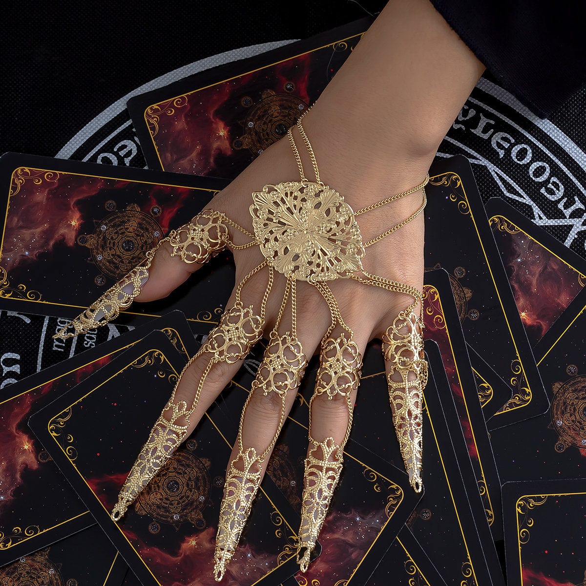 Gothic Dark Nail Fingers Hand Armor Nails Claws Bracelet - ArtGalleryZen