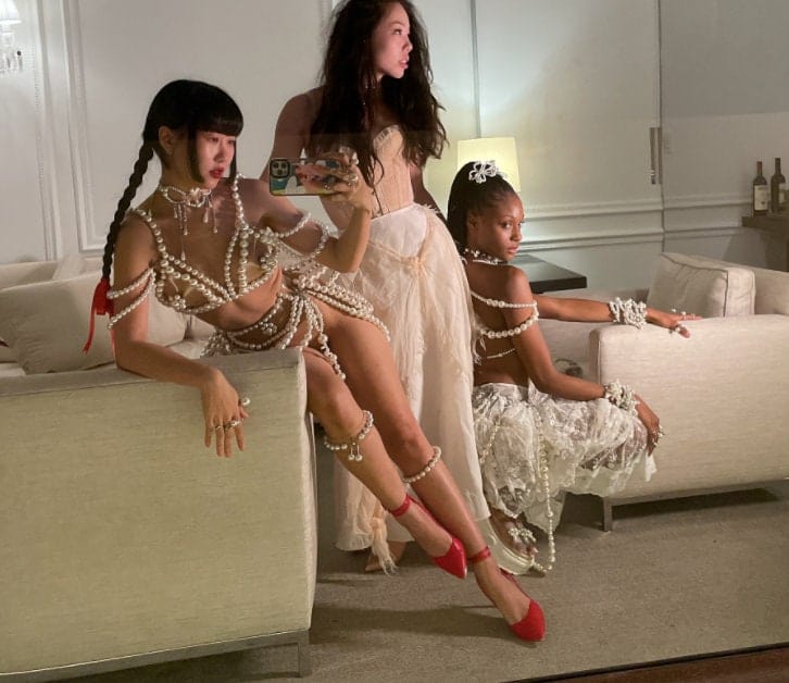 Hollow Chunky Pearl Body Chain Bra - ArtGalleryZen