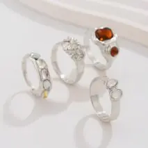 Baroque 4Pcs Crystal Rhinestone Inlaid Carved Pattern Ring Set - ArtGalleryZen