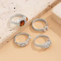 Baroque 4Pcs Crystal Rhinestone Inlaid Carved Pattern Ring Set - ArtGalleryZen