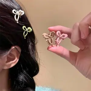 Chic 2 Pieces Enamel Ribbon Bowknot Hair Clips Set - ArtGalleryZen