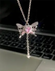 Chic CZ Inlaid Butterfly Heart Necklace - ArtGalleryZen