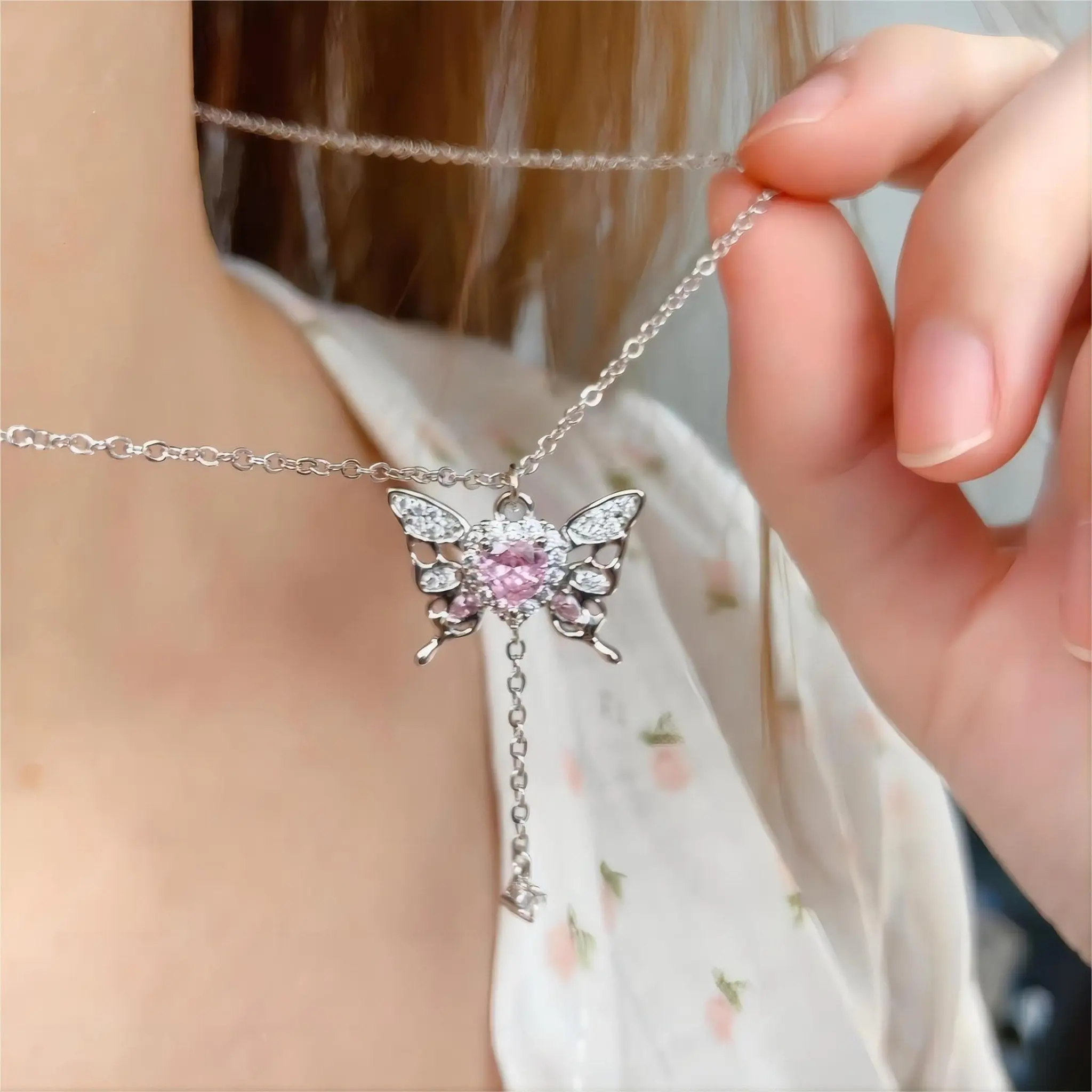 Chic CZ Inlaid Butterfly Heart Necklace - ArtGalleryZen