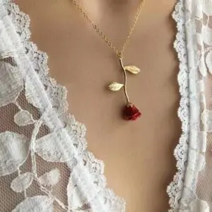 Chic Enamel Rose Pendant Necklace - ArtGalleryZen