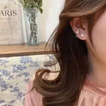 Chic Enamel Tulip Pearl Earrings - ArtGalleryZen