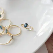 Chic Hollowed-out Sea Blue Topaz Ring - ArtGalleryZen