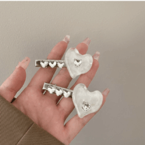 Chic Rhinestone Heart Resin Hair Clip - ArtGalleryZen