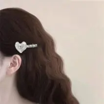 Chic Rhinestone Heart Resin Hair Clip - ArtGalleryZen
