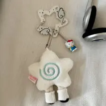 Chic Star Angel Wing Kpop Acrylic Keychain Carabiner - ArtGalleryZen