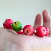 Cute Apple Beaded Bracelet - ArtGalleryZen