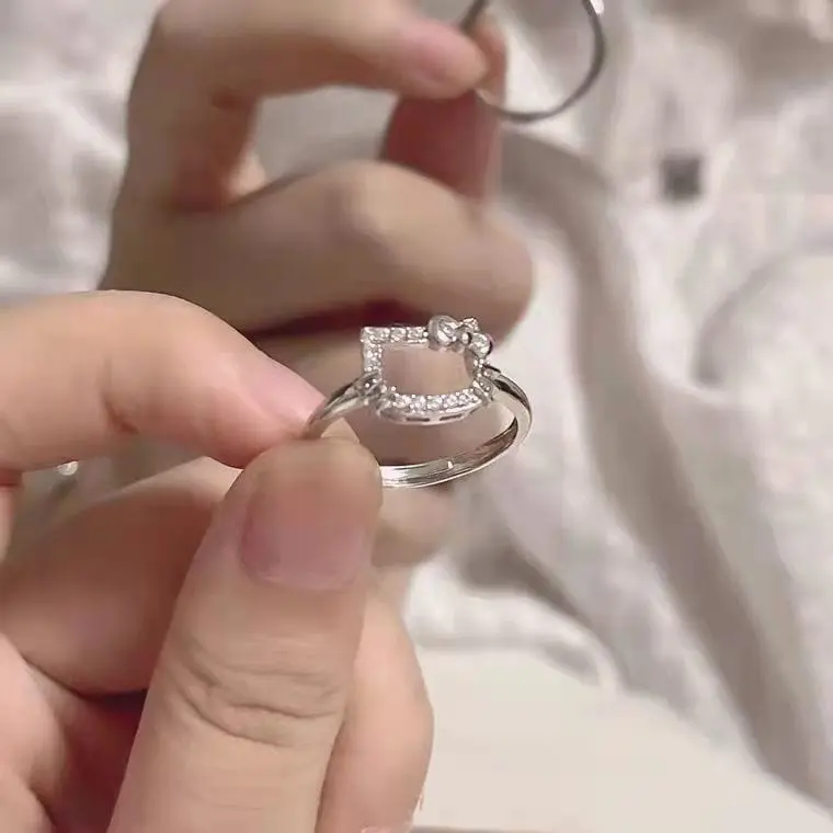 Cute Hello Kitty Ring - ArtGalleryZen