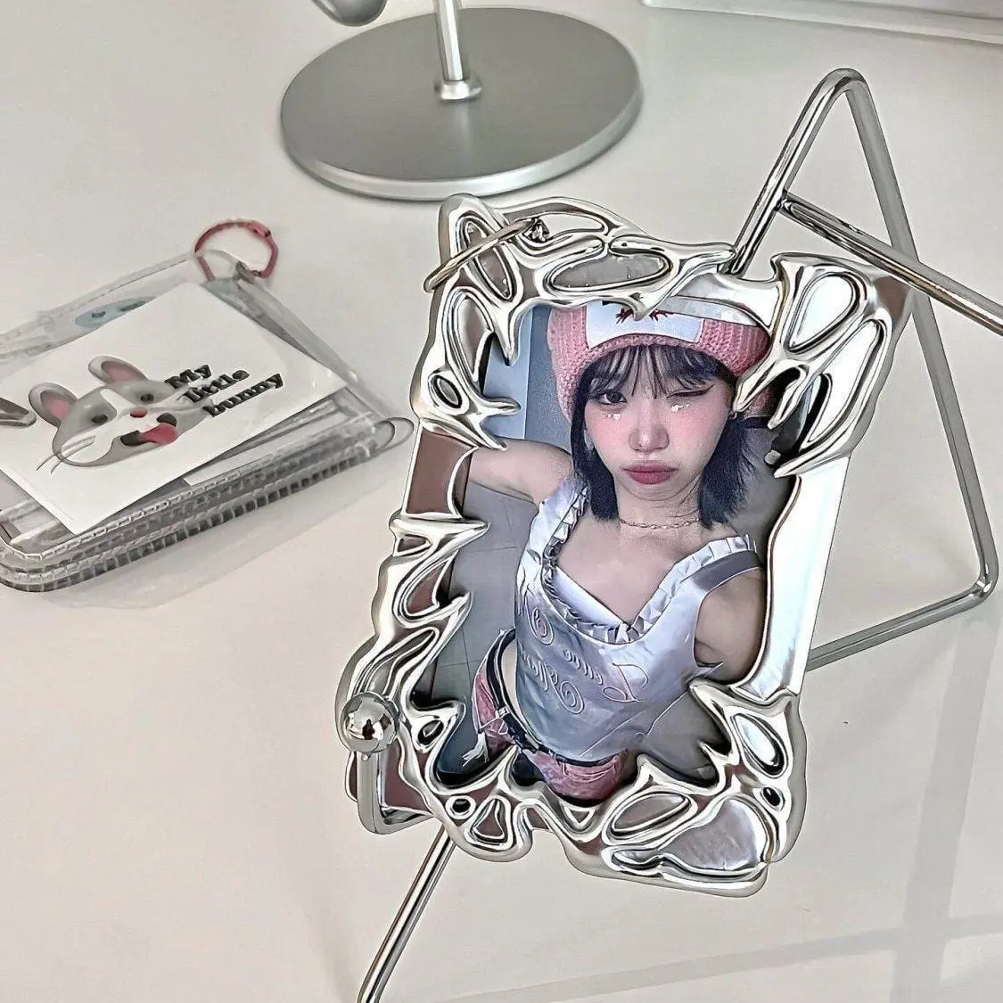Cyberpunk Irregular Silver Tone Kpop Keychain Photocard Holder - ArtGalleryZen