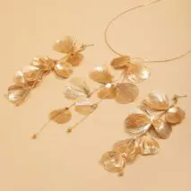 Geometric Abstract Gold Silver Tone Leaf Pendant Earrings Necklace Set - ArtGalleryZen