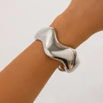 Geometric Gold Silver Tone Glossy Wave Bangle Bracelet - ArtGalleryZen