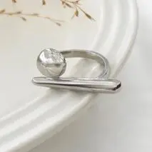 Geometric Minimalist Glossy Round Open Ring - ArtGalleryZen