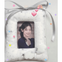 Handmade Wing Star Fabric Photocard Holder Keychain Kpop Card Display - ArtGalleryZen