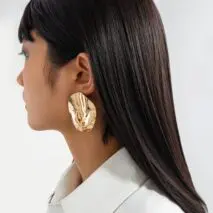 Irregular Pleated Oval Stud Earrings - ArtGalleryZen
