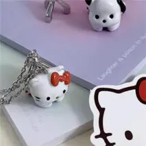 Kawaii Magnetic Toy Crane Hello Kitty Necklace - ArtGalleryZen