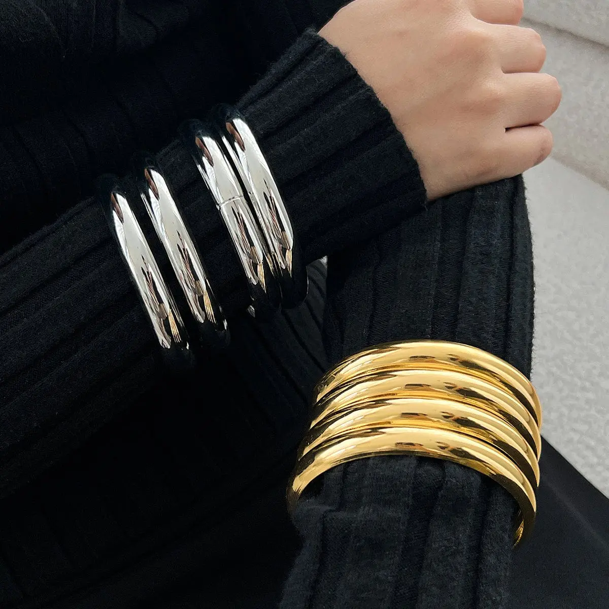 Minimalist 4pcs Gold Silver Plated Glossy Bangle Bracelet Set - ArtGalleryZen