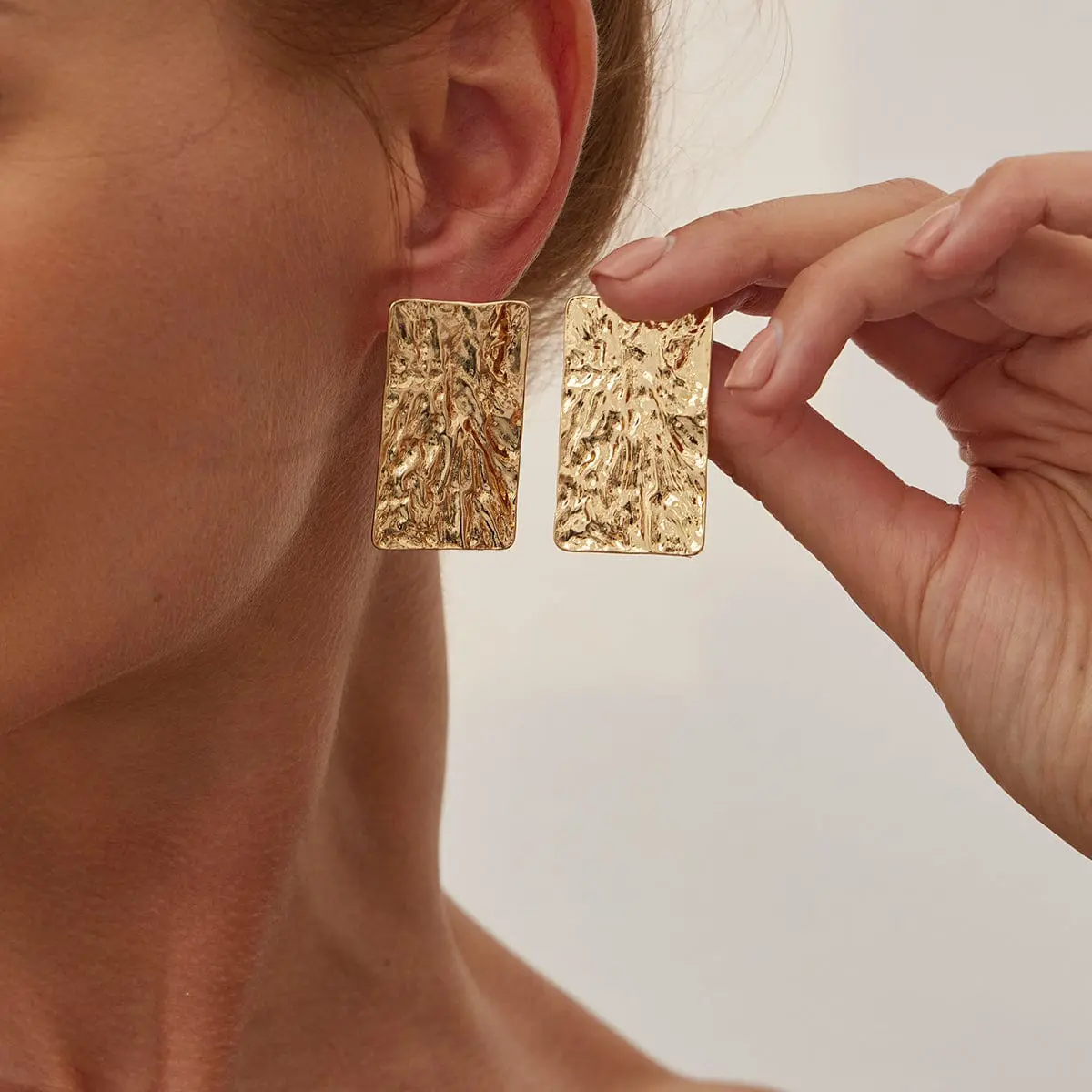 Minimalist Chunky Textured Square Stud Earrings - ArtGalleryZen